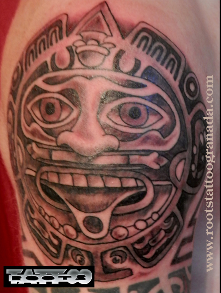 Tatuaje cara azteca