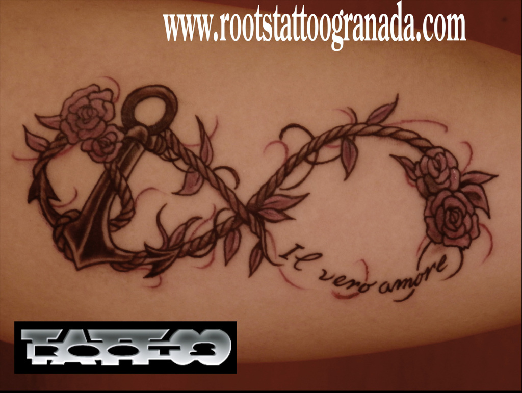 Tatuaje infinito ancla
