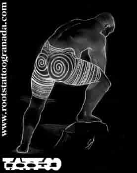5.4 TATUAJES EN MUSLOS Y NALGAS