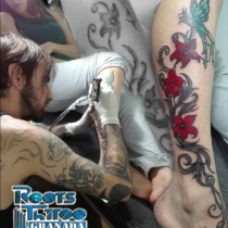 Tatuaje en la pantorrilla
