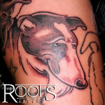 Tatuaje gracioso de perrito
