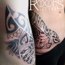 Tatuaje para cintura chica