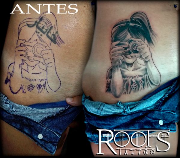 Tatuaje niña con cámara de fotos