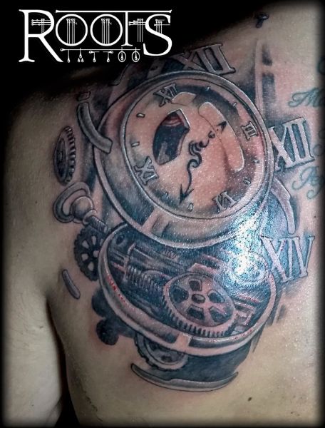 Tatuaje en sombras para la espalda