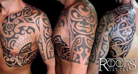 Tatuaje maorí grande brazo, pecho, espalda y costado