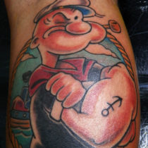 Tatuaje marinero New School estudio profesional Granada