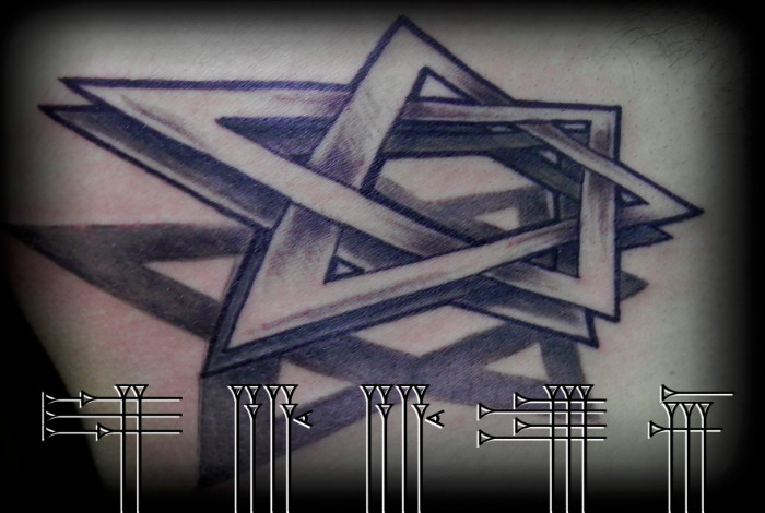 Tatuaje en la barriga