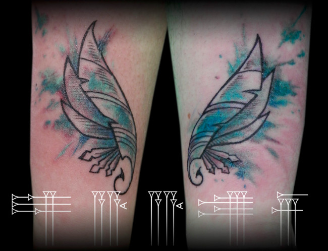 Tattoo plumas acuarela